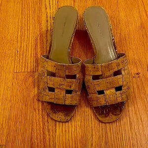 Donald Pliner Cork Kitten Heel Sandals Size 9